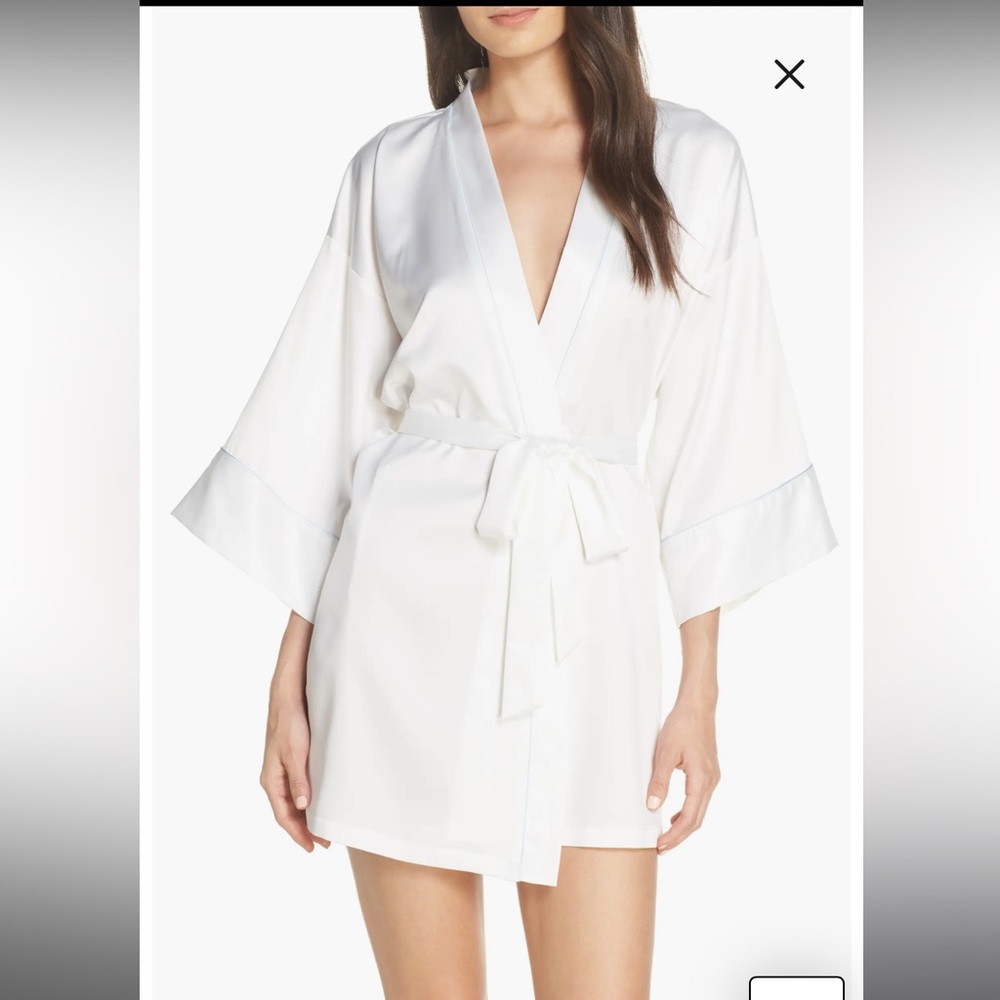 In Bloom by Jonquil Bride robe